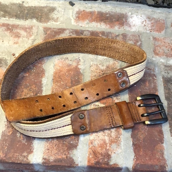 Leather and jute 2” wide belt. Buckle is 2.5”x2” with double prongs. Length 40”. - Picture 5 of 11